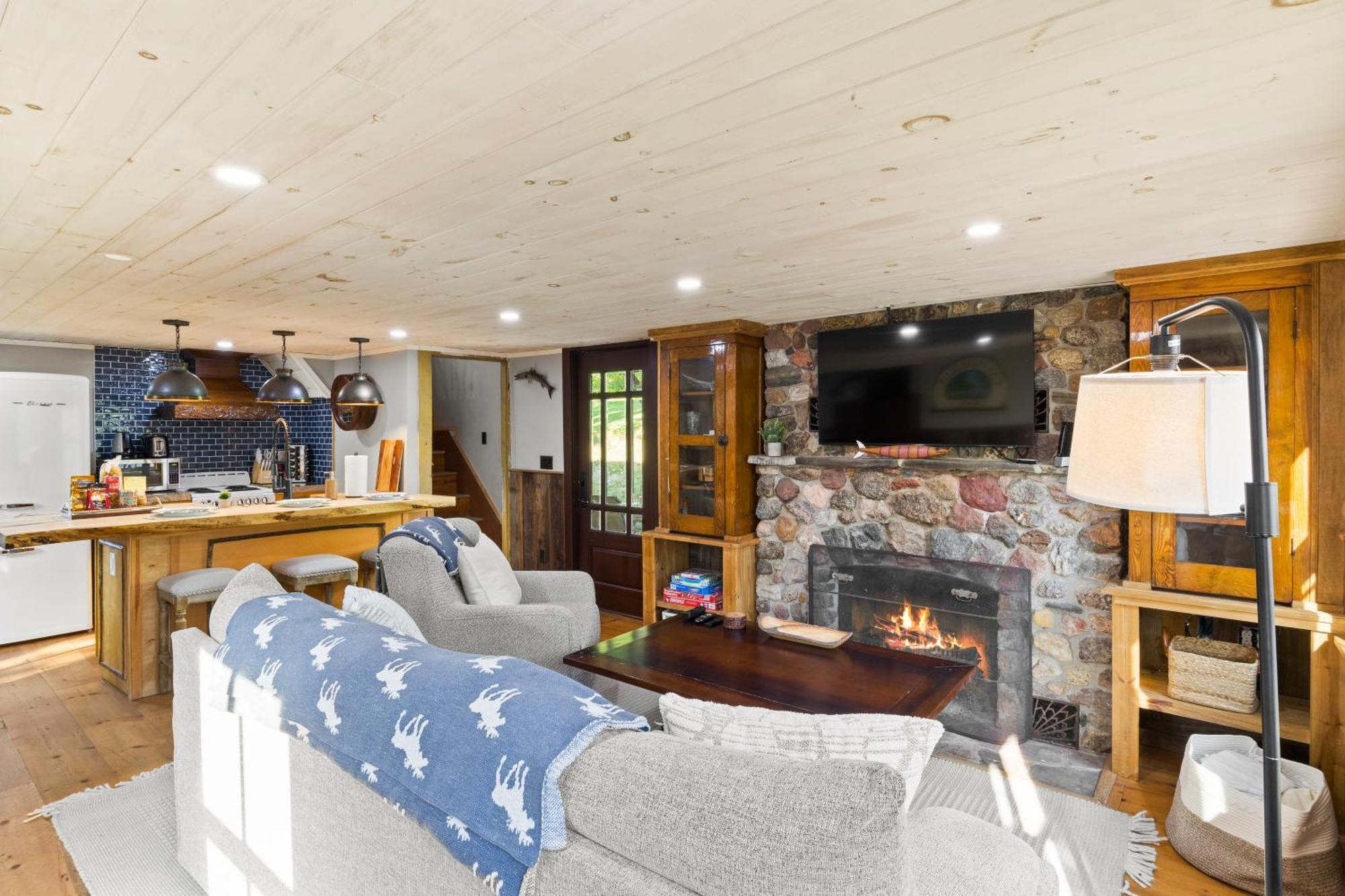 Cozy Two Bedroom Home On Canandaigua Lake Rushville Exterior foto